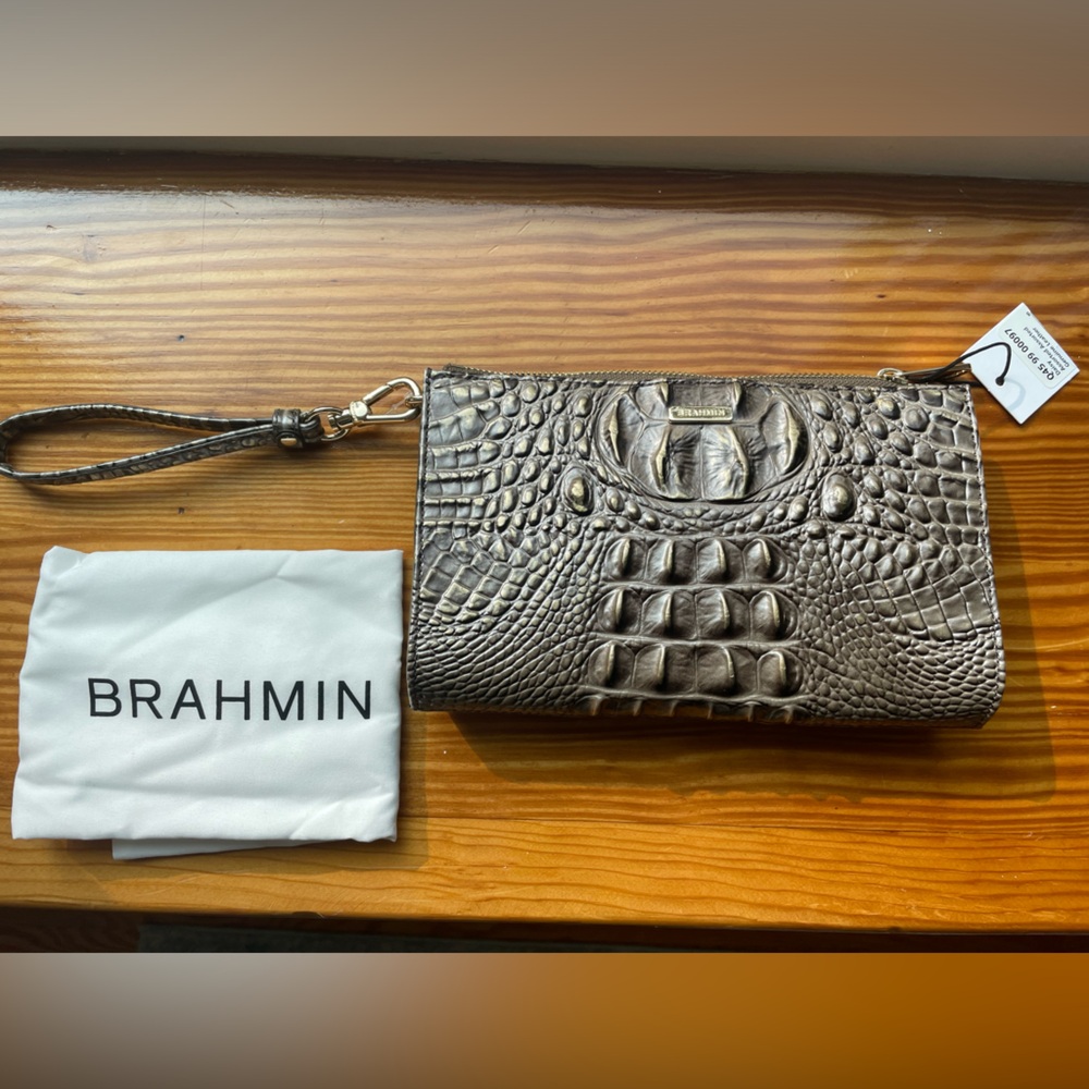 Brahmin Daisy Wristlet